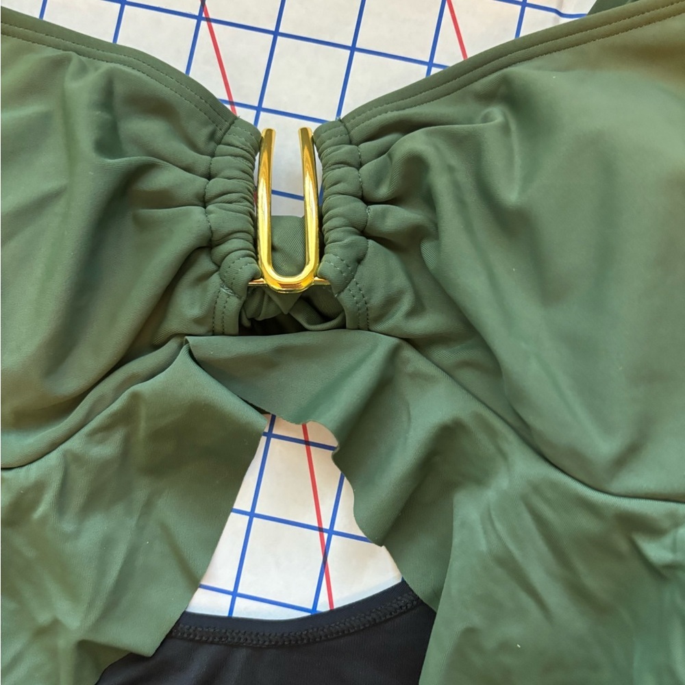 NWT B2prity Tummy Control One-Piece Ruffled Swimsuit Army Green & Black Size M - Picture 5 of 10
